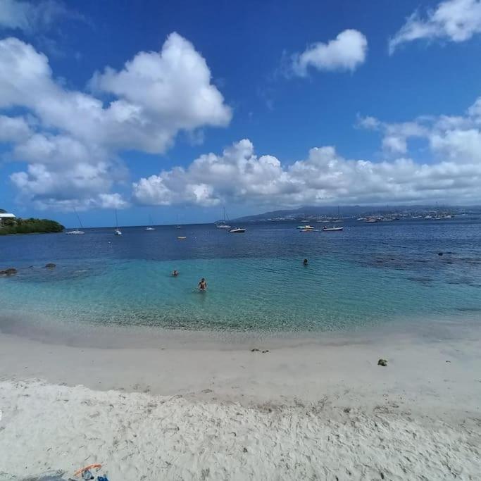 Charmant T1 Avec Vue Sur Marina Les Trois-Ilets Kültér fotó